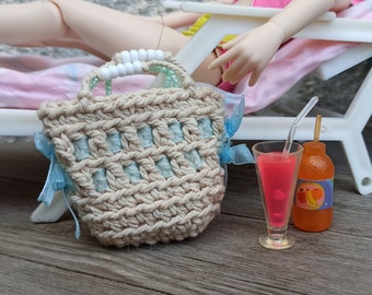 Crocheted bag with ribbons for Blythe dolls