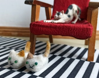 Chaussons chats feutrés à l'aiguille pour poupées Blythe