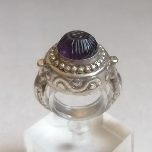 1970&#39;s Vintage Large Heavy Ornate Sterling Silver & Carved Amethyst Domed Statement Ring Signed