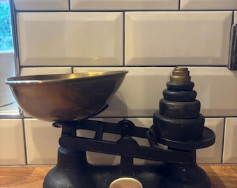 Zabytkowa waga kuchenna Salter