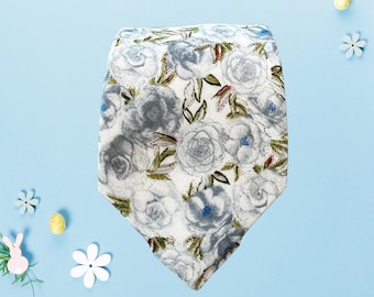 Blue Rose Floral Men's Tie: Modern Soft Design