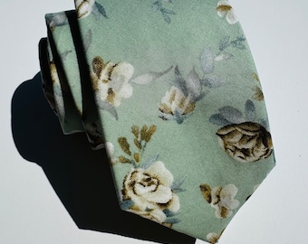 Mint Floral Men's Tie: Modern Rose Design