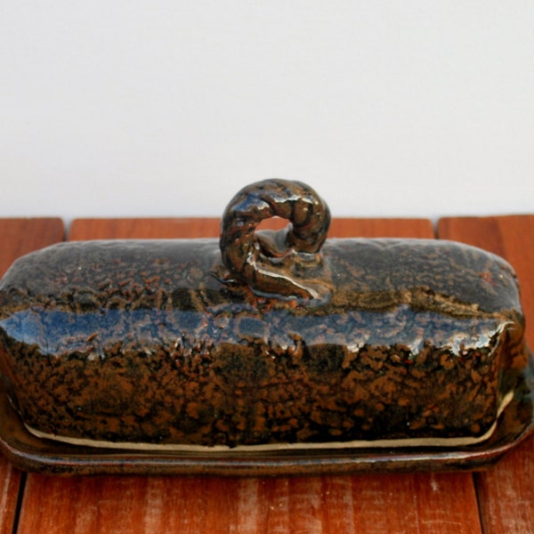 Covered Butter Dish in Brown