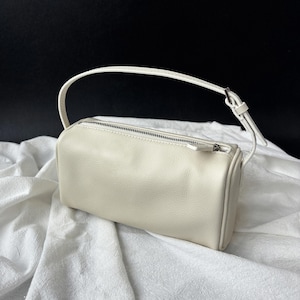 90s Leather Pouch, 90s Bag, Women's Small Top Handle Bags, Mini Tote Bags Ivory Pebbled-silver