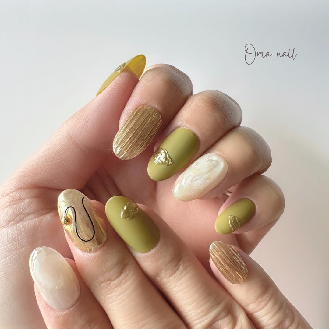 Olive Green Nails: Minimalist Elegance