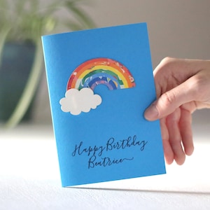 Tarjeta de felicitación de cumpleaños de arco iris para niños - Tarjeta de cumpleaños personalizada para niños - Tarjeta de felicitación mágica de arco iris hecha a mano en 3D para niño o niña