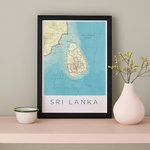 Cartel de Sri Lanka, mapa de Sri Lanka, impresión de póster, regalo de arte de pared Sri Lanka, mapa del océano Índico, azul y amarillo, arte de pared de la galería
