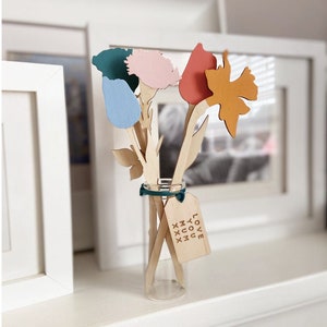 Flower Bouquet With Personalised tag- Mothers Day Wooden Flower For Mum Or Mom - Gift For Grandmother Or Nan