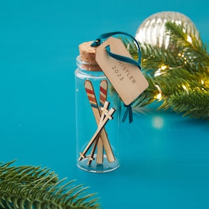 Ski-Geschenk für Ihn, Ski hängende Ornament, Andenken Botschaft Flasche, Wintersport Urlaub Geschenk für Männer, Alpen Reise Geschenk für Papa oder Mann