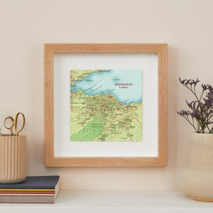 Impression de carte encadrée de la ville d'Édimbourg, cadeau d'art mural galerie pour un couple, anniversaire de mariage, cadeau carte de l'obtention du diplôme d'Édimbourg