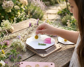 Flower Press Birthday Gift for a Girl, Personalised Floral outdoor Nature Play Gift, Personalised Garden Keepsake Gift