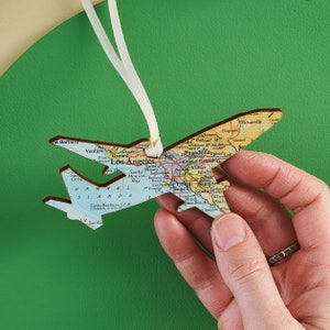 Gifts For Him, Airplane Ornament, Custom Map Aeroplane Decoration, Pilots gift for Him, Personalized Airplane Christmas Ornament, Tree Decor image 4