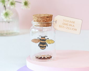 Personalised Bumble Bee Birthday Gift, Little Girl Birthday Gift, Keepsake Gift, Message Bottle Ornament, Personalized Bee Gifts for Kids