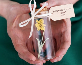 Yellow Daffodil Flower Message Bottle, Miss you Mum Mothers day Gift, Keepsake Memory Gift For Her, Gift For Mum, Gift For Grandma