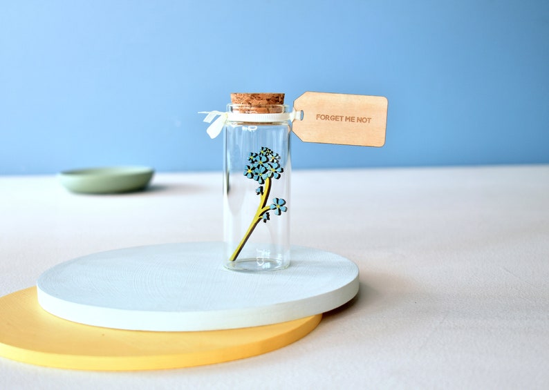 Mother's Day Gift, Forget Me Not Flower Gift for Her, Keepsake Message Bottle With Personalised Tag, Wooden Flowers, Unique Gift for Mum image 3