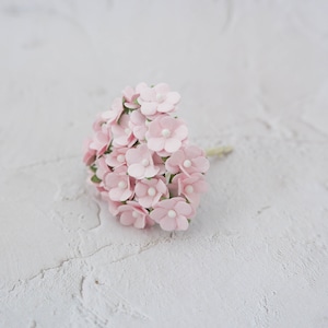 25 15mm light pink paper flowers, 1.5 cm double layers paper daisies with wire stems (C)