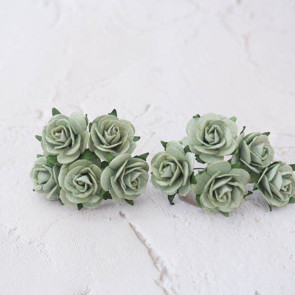 10 25mm sage green paper roses, green paper flowers, green paper flowers