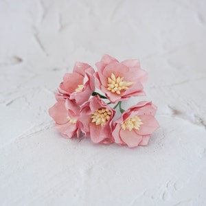5, 40mm dusty pink paper water lily with wire stems, 4 cm pink flowers