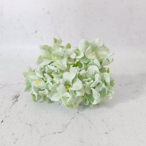 5 Stück, 40mm weiches mintgrünes Papier Gardenia (4 Lagen), 4 cm Papierblumen