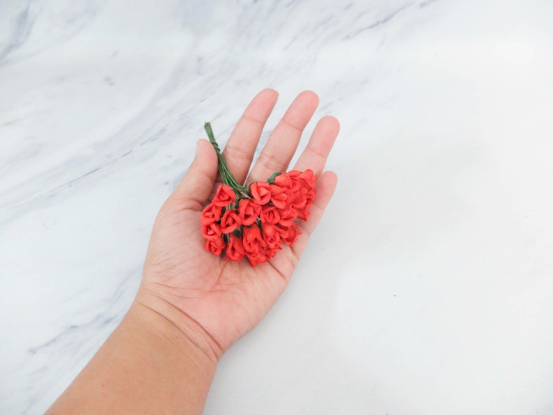 25 10mm red paper rose buds mini roses 1 cm paper flowers