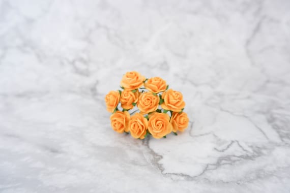 10 Yellow Mulberry Paper Roses: 20mm Craft Flowers
