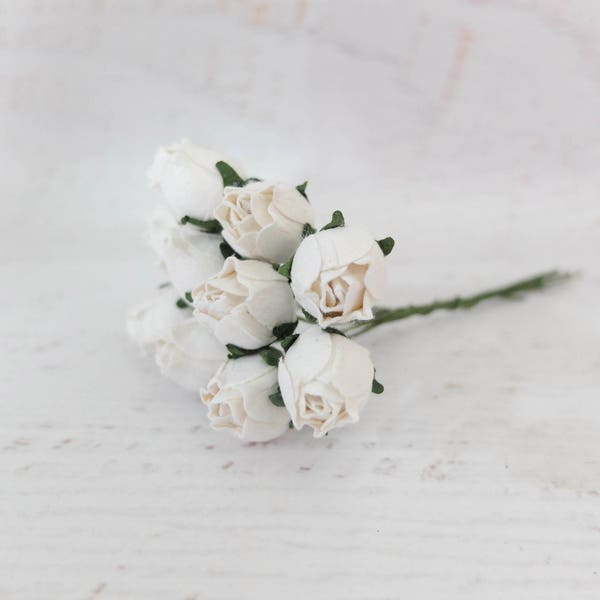 10, 1.5 cm white rose buds with wire stems