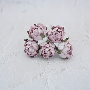 5 30mm pale lilac paper ranunculus, 3 cm paper flowers with wire stems