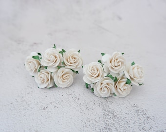 10 25mm soft white paper roses, 1&quot; paper flowers, 2.5 cm paper flowers
