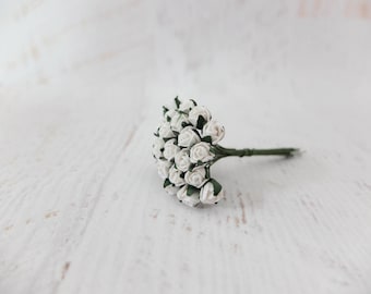 25 7mm white rose buds, paper flowers