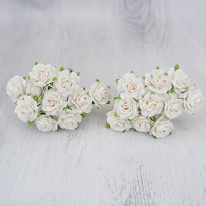 20 20mm soft white mulberry paper roses, 2 cm roses (design B)