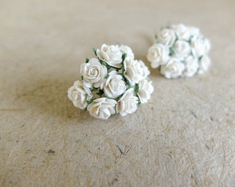 20 roses en papier blanc cassé de 10 mm, 1 cm