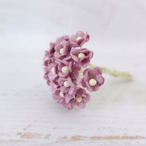 25 10mm mauve paper flowers, 1 cm double layers paper daisies with wire stems
