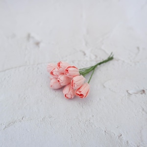 Tulipes en papier corail, mini fleurs en papier (modèle B)