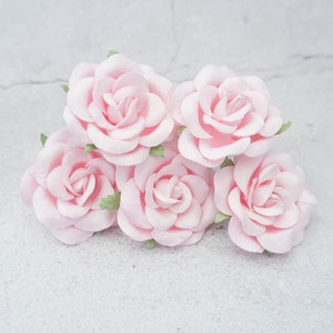 5 50mm/2 inches soft pink roses, 5 cm paper roses with wire stems (Style I)