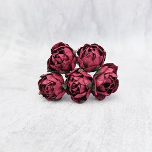 Fiori di carta bordeaux, 5 ranuncoli di carta bordeaux da 30 mm, fiori di carta con steli di filo metallico