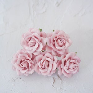 Dusty pink paper roses, 5 4.5 cm paper rose, 45mm (Design B)