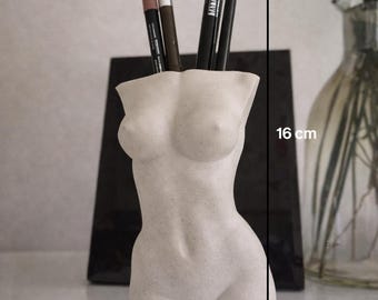 Big female body statue made of plaster, women's body statue, home accessories, home fashion, concrete.