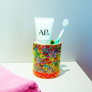 Lebendiges Badezimmer Organizer Set - Zahnbürstenhalter, Getränkehalter, Rasierer Organizer - Handgemachtes Buntes Badezimmer Dekor