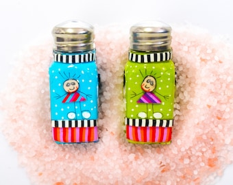 Colorful and Unique Cute Glass Salt and Pepper Shakers Set, Dinning Table Shakers