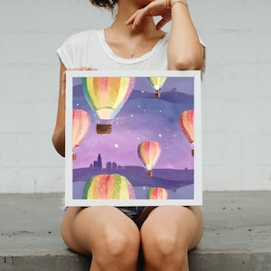 Regenbogen Heißluftballons am Nachthimmel über der sternenklaren Stadtsilhouette – Digital Download | Quadratisches Format | Wunderliche Nachtzeit-Wand-Kunst
