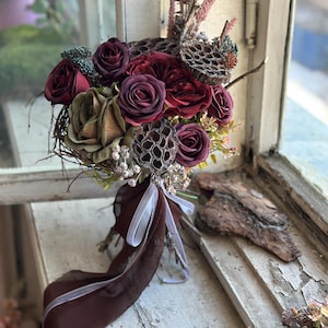 Deep Burgundy Bridal Bouquet, Gothic Wedding Bouquet, Dark Red Rose Bouquet, Gothic Bridesmaid Bouquet, Moody Wedding, Halloween Wedding