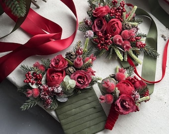 Red Christmas wedding boutonniere, Groom pocket boutonniere,  Winter wedding lapel flower, Matching flower wrist corsage