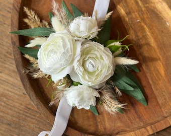 Classic Wedding Corsage Bracelet, White Roses Wrist Corsage, Wedding Corsage for Mother of the Bride, Corsage Bridesmaid, Spring Wedding