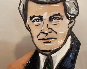 Detroit legend and newscaster Bill Bonds stained glass tribute nightlight by Glass action