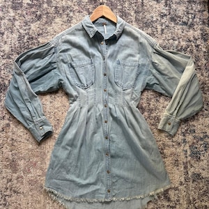 Free People Female Alpha Denim Shirtdress Chambray Snap Long Sleeve XS image 4