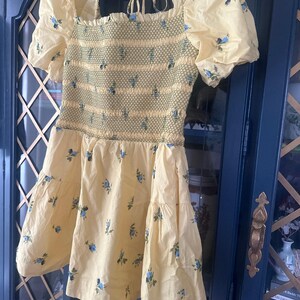 Anthropologie Puff Sleeve Smocked Mini Dress Butter Yellow Floral Large image 10