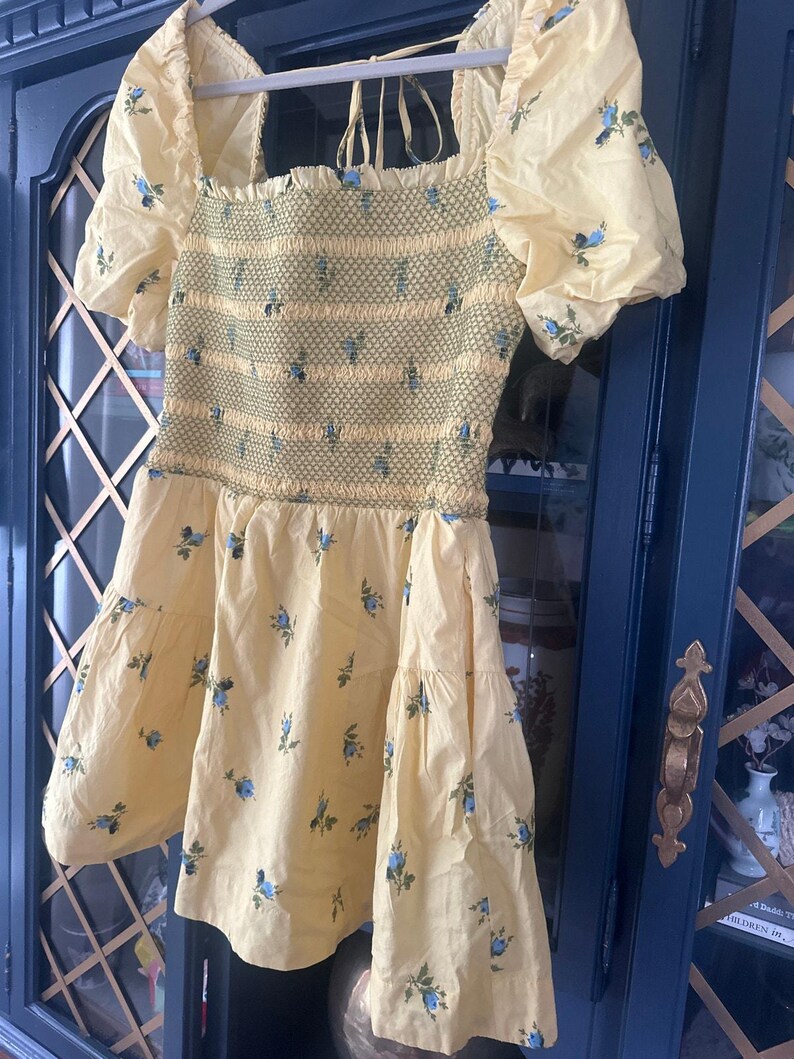 Anthropologie Puff Sleeve Smocked Mini Dress Butter Yellow Floral Large image 10
