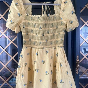 Anthropologie Puff Sleeve Smocked Mini Dress Butter Yellow Floral Large image 4
