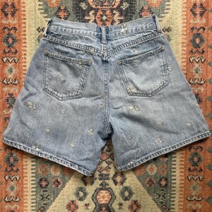 Anthropologie Driftwood Elizabeth Floral Embroidered Pleated Shorts 25 imagem 5