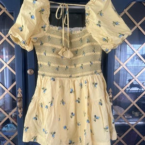 Anthropologie Puff Sleeve Smocked Mini Dress Butter Yellow Floral Large image 5